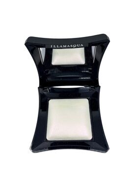 Illamasqua Beyond Powder Highlighter - 0.24 oz / 7g - Daze